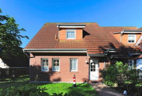 Гостиница Ferienhaus Strandkorb  Эзенс